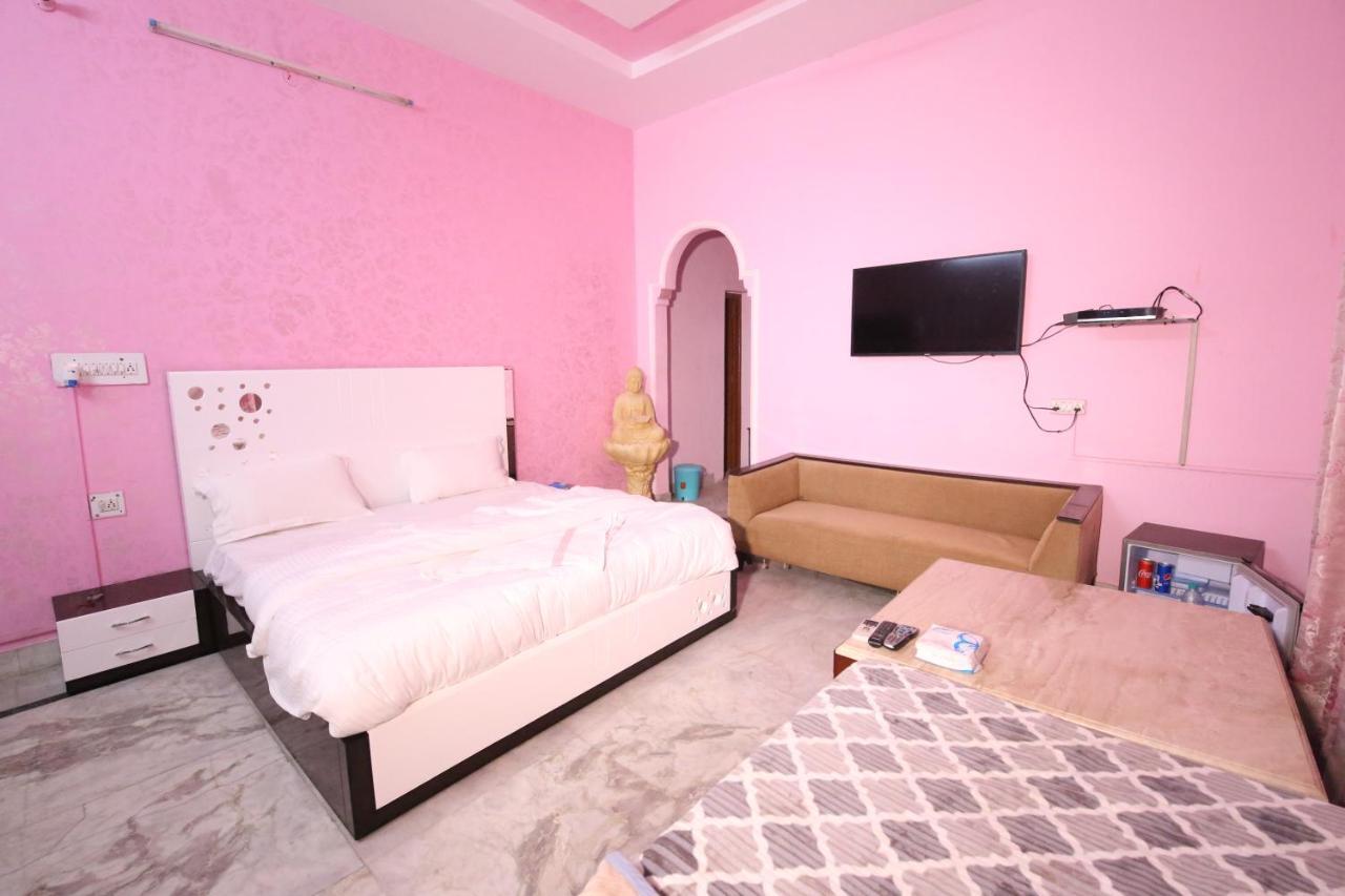 The Karnal Resort Екстер'єр фото